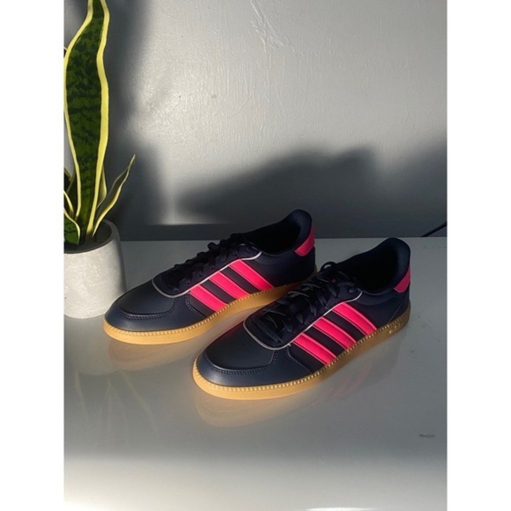 Adidas Womens Navy Blue Pink Three Stripe Gum Sole Sneakers US 7 GZ3432 - Picture 3 of 6